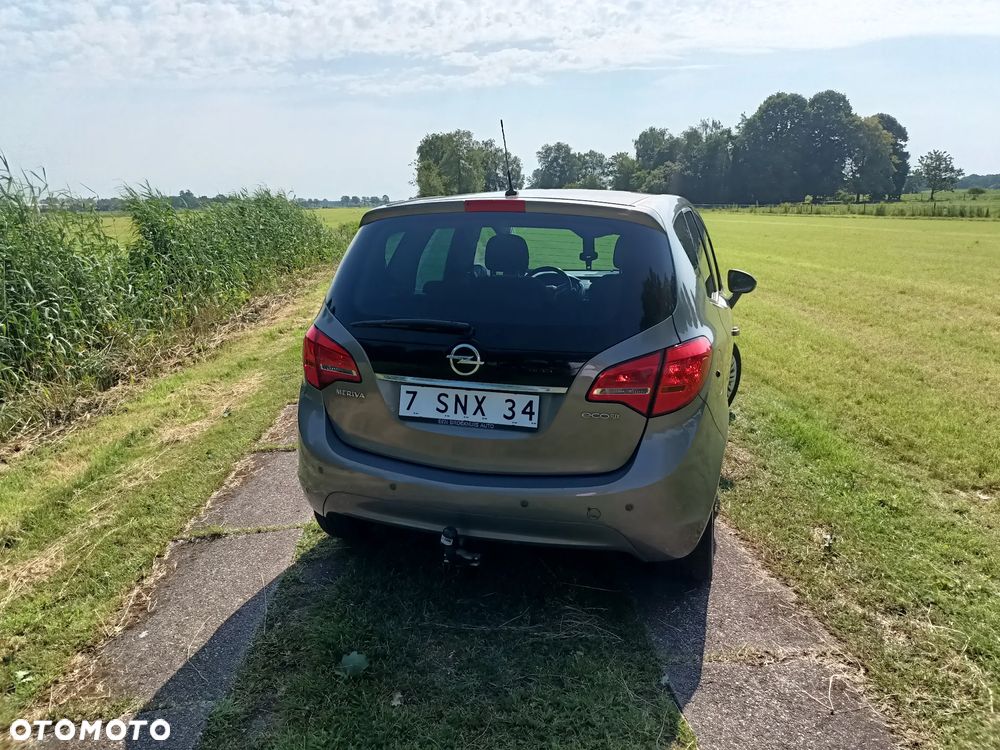 Opel Meriva - 8