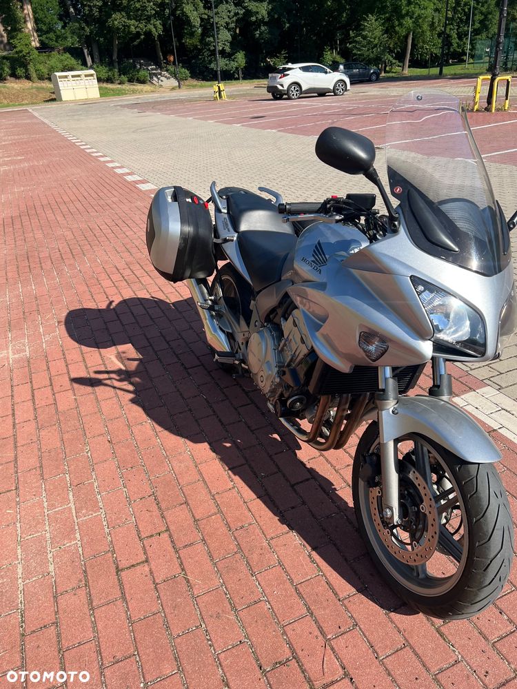 Honda CBF - 4