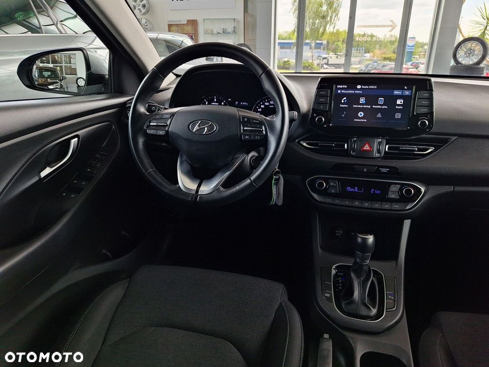 Hyundai i30 1.6 D Comfort DCT - 28