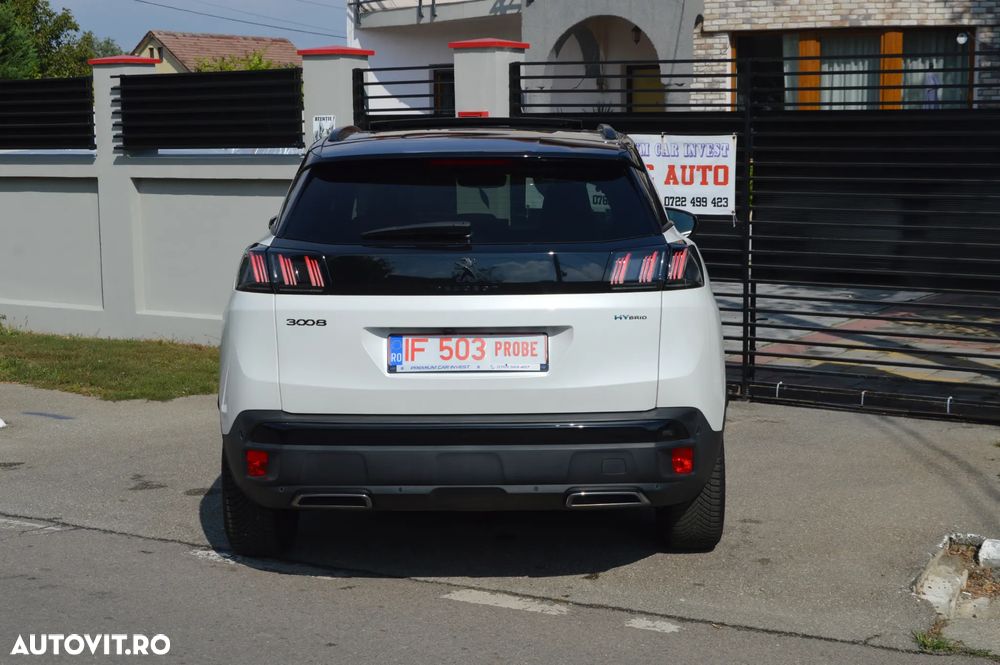 Peugeot 3008 Plug-In Hybrid 225 e-EAT8 GT - 4