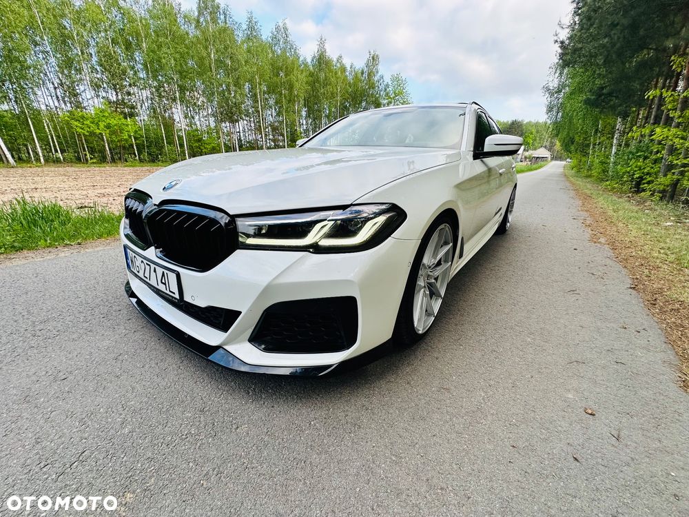 BMW Seria 5 540d xDrive mHEV M Sport sport - 11