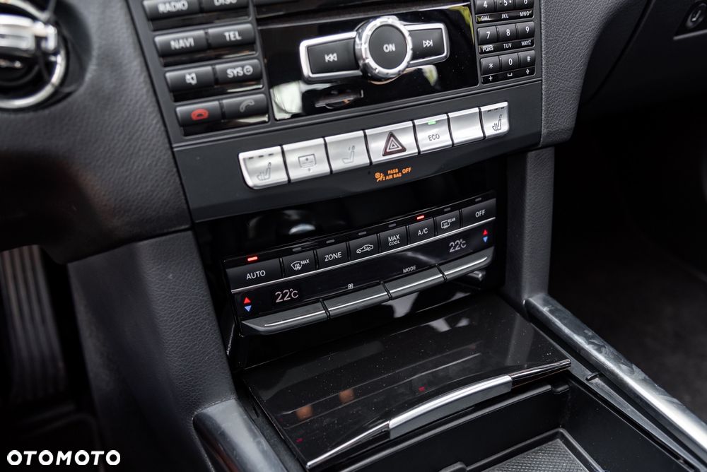 Mercedes-Benz Klasa E 350 4Matic BlueEFFICIENCY 7G-TRONIC - 30