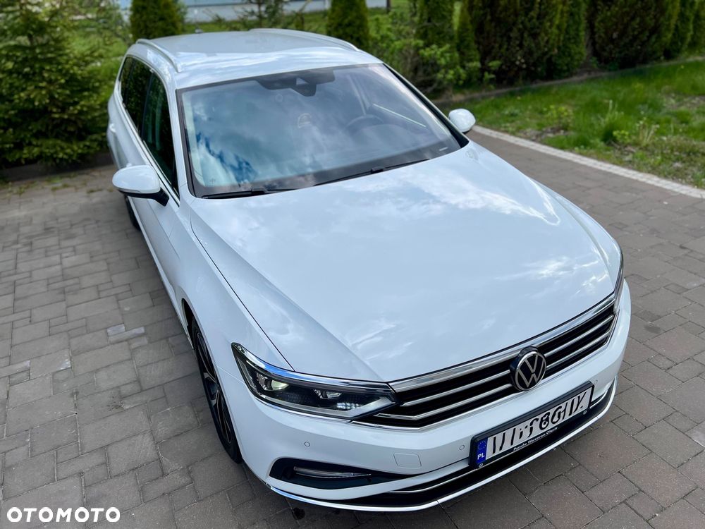 Volkswagen Passat 2.0 TDI EVO Elegance DSG - 4