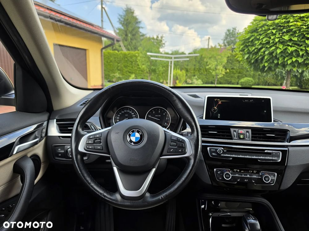 BMW X1 xDrive18d - 8
