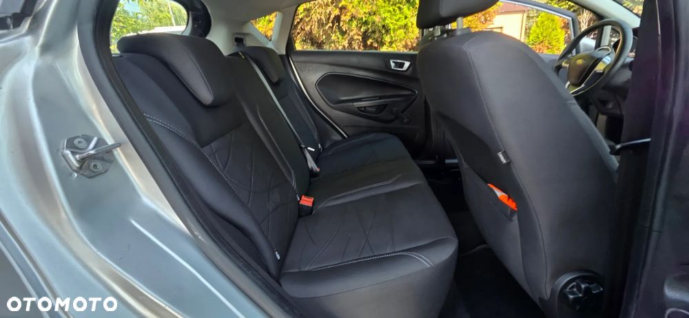 Ford Fiesta 1.25 Platinium X - 35
