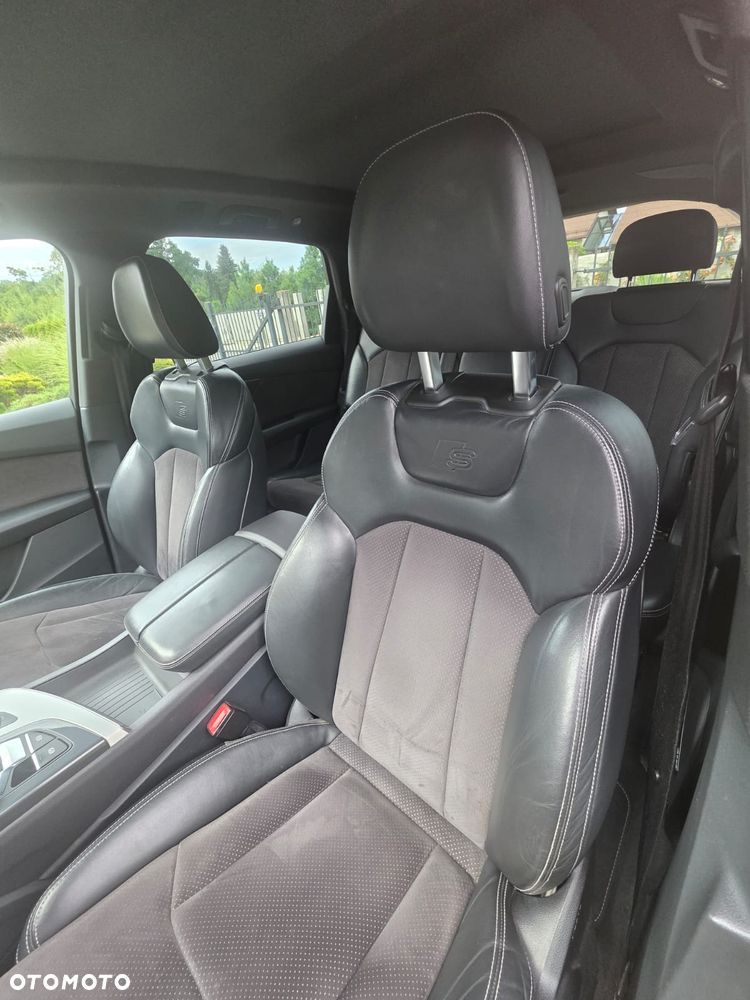 Audi Q7 - 11