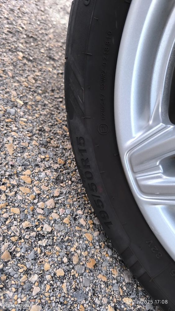 Ford Fiesta 1.0 Ti-VCT Titanium - 45