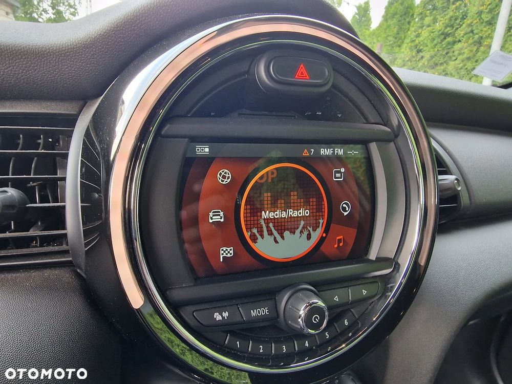 MINI ONE Essential Trim - 25