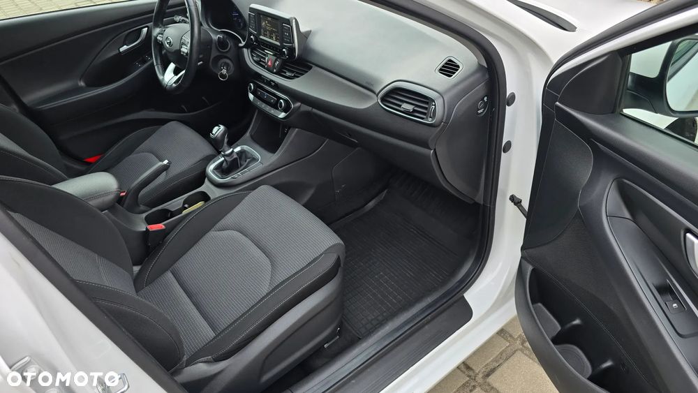 Hyundai i30 1.4 Comfort - 29