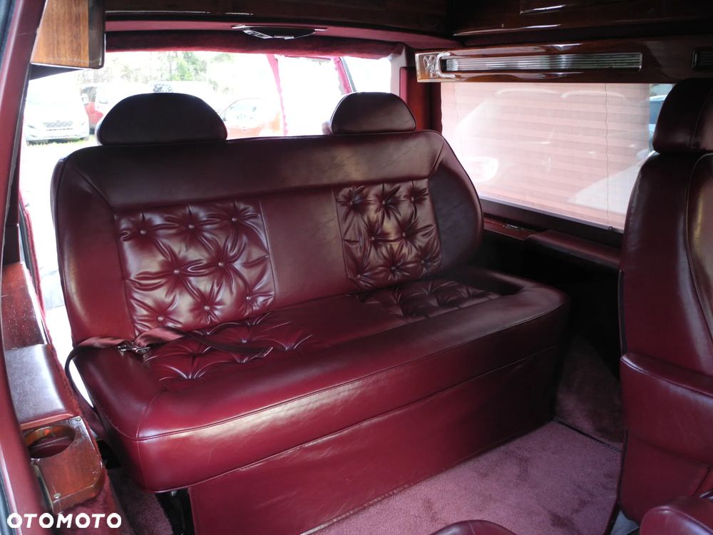 Chevrolet Astro - 24