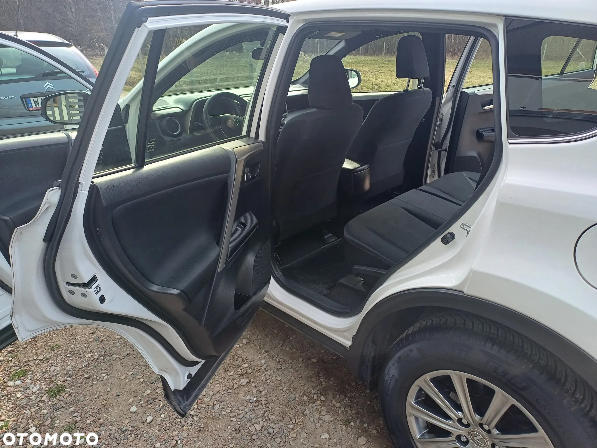 Toyota RAV4 2.0 D-4D Active - 9