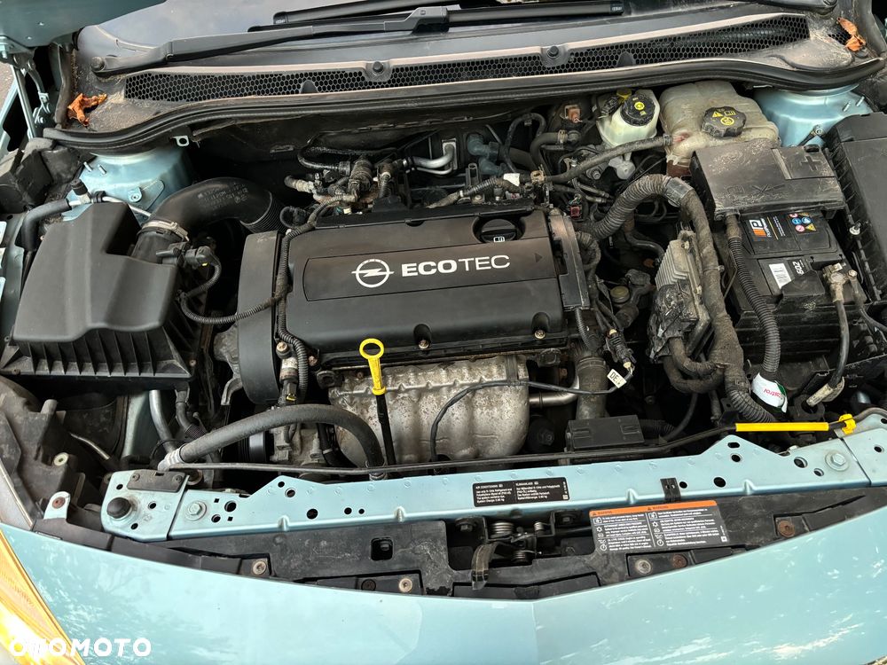 Opel Astra 1.6 Design Edition - 10