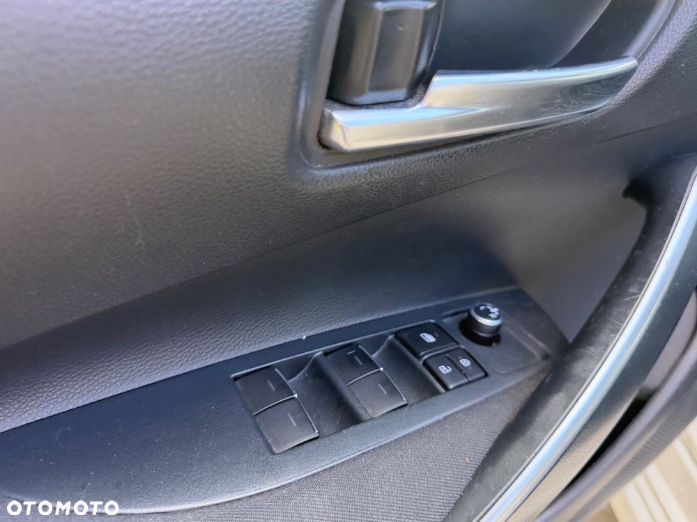 Toyota Corolla 1.8 Hybrid Comfort - 13