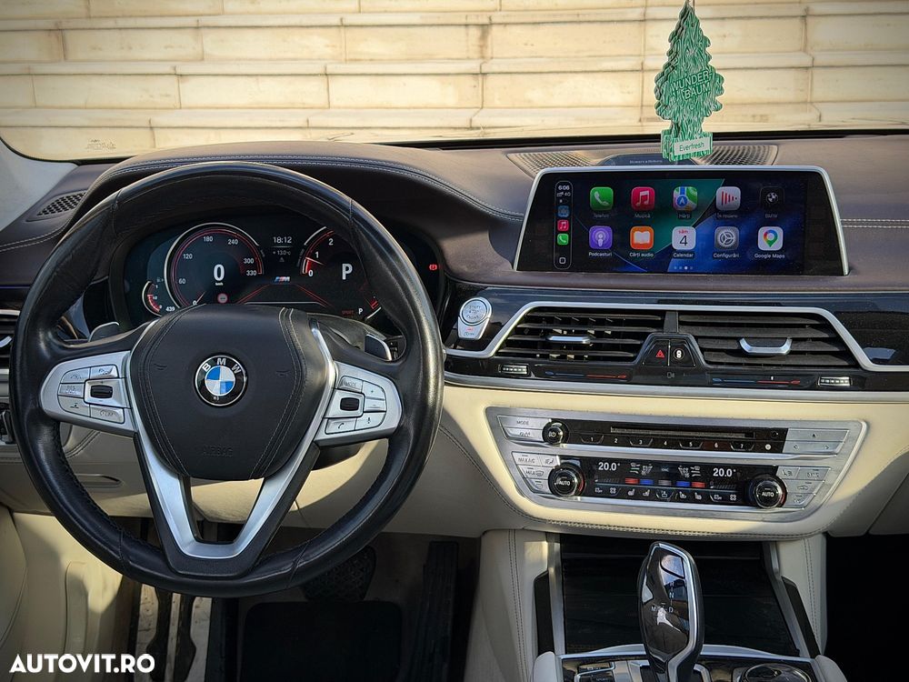 BMW Seria 7 740Li - 28