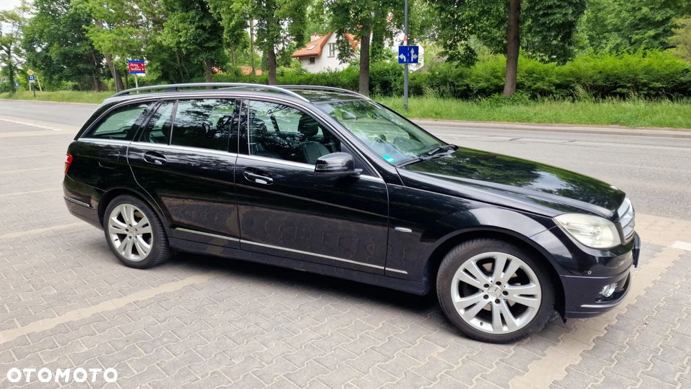 Mercedes-Benz Klasa C 220 CDI DPF BlueEFFICIENCY - 3