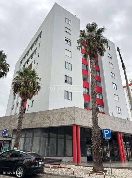 Loja Comercial da banca com 51m2 situada na Ramada em Odivelas - Grande imagem: 2/10
