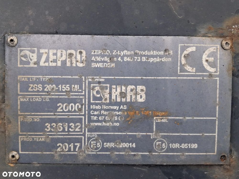Mercedes-Benz Actros 1842 serwisowany ASO, winda - 11