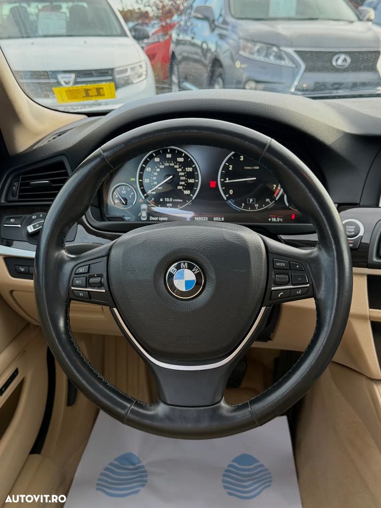 BMW Seria 5 528i xDrive Aut. - 9