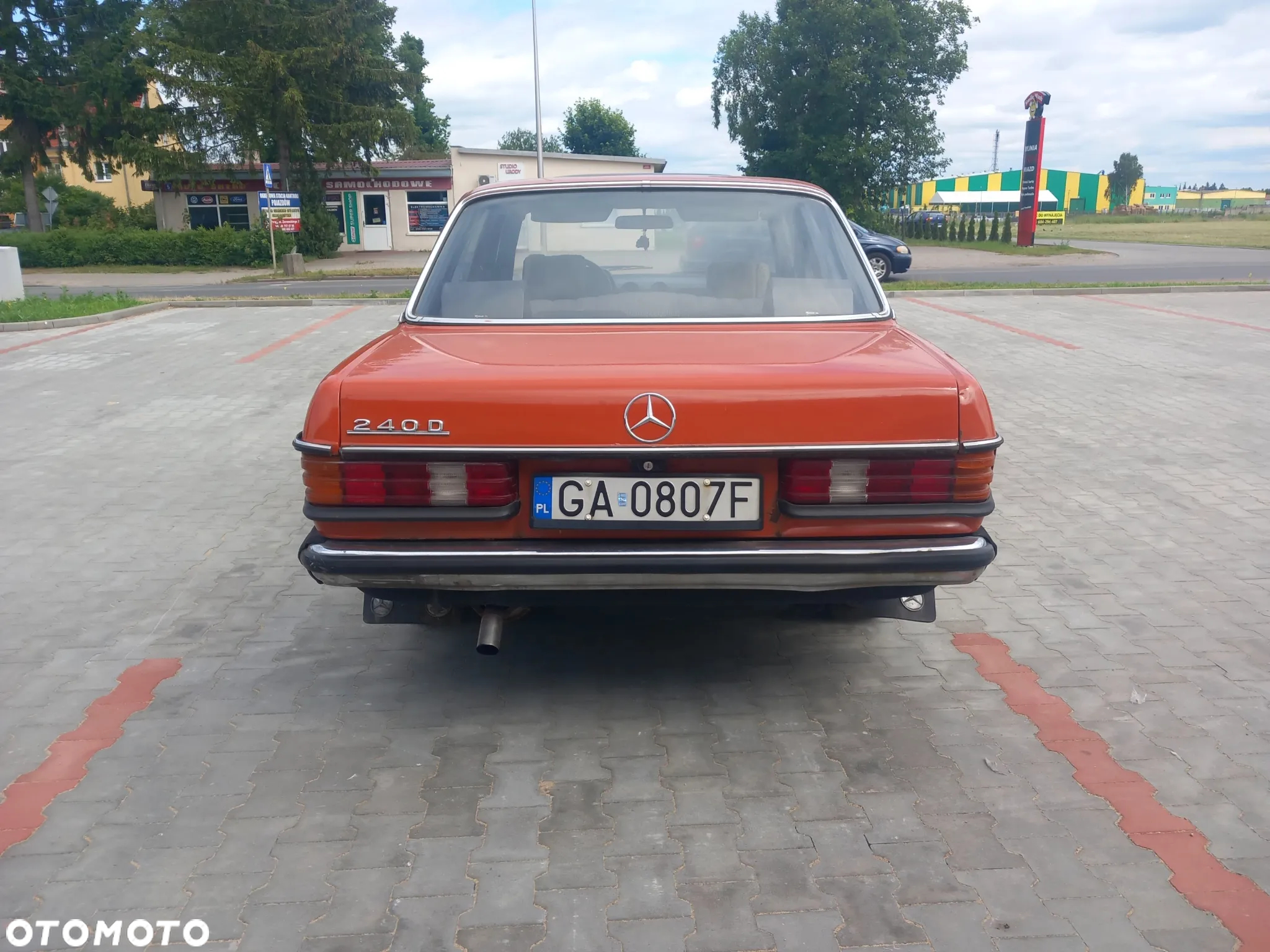 Mercedes-Benz W123 - 3