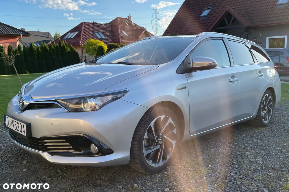 Toyota Auris 1.8 HSD Luna - 9