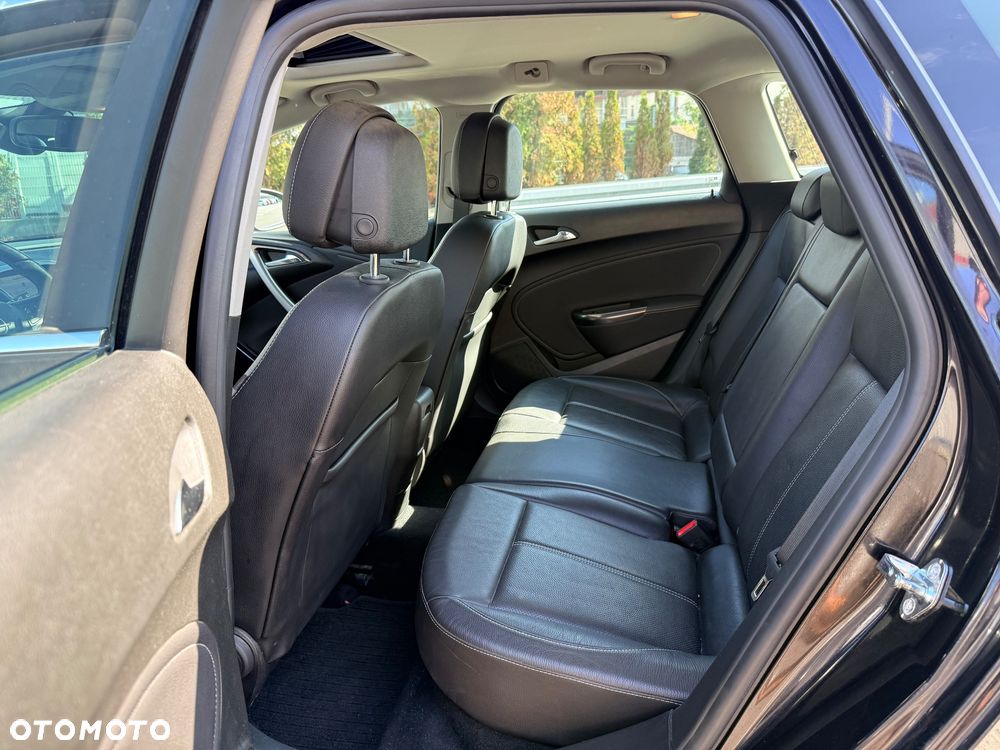 Opel Astra 1.6 Turbo Innovation - 22