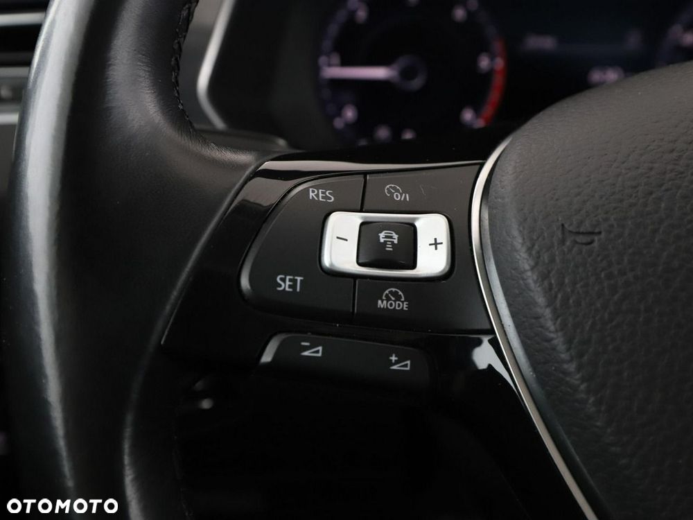 Volkswagen Tiguan 2.0 TDI SCR 4MOTION DSG Highline - 37