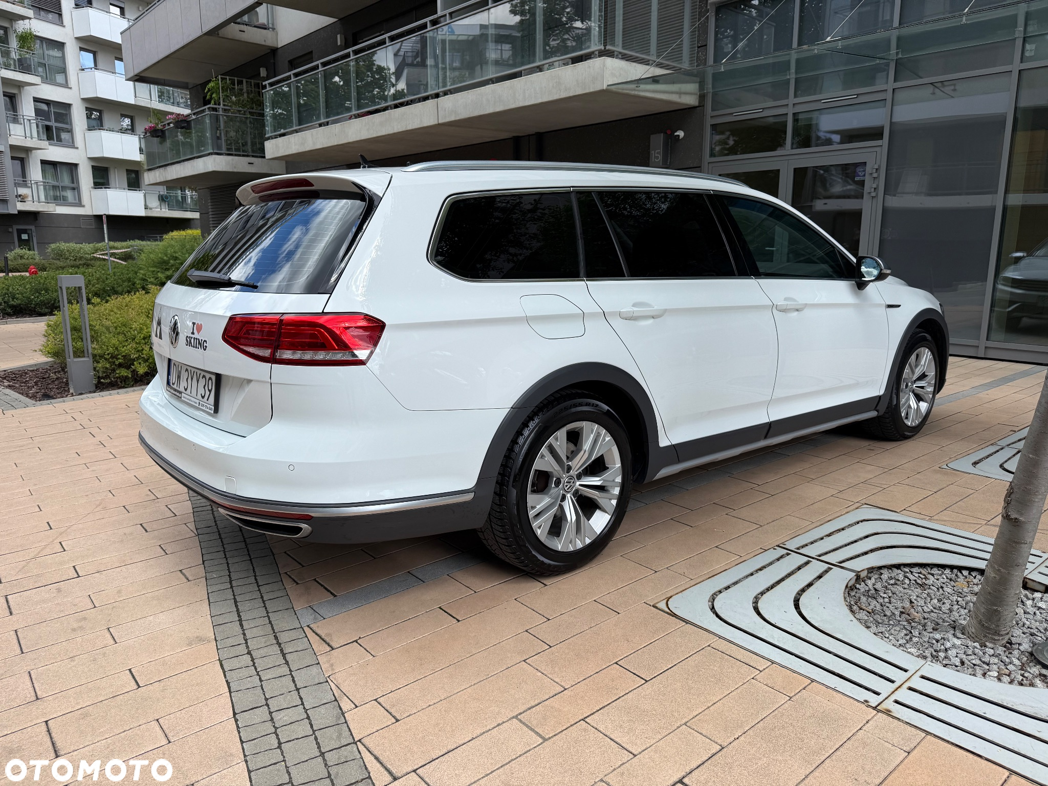 Volkswagen Passat - 9