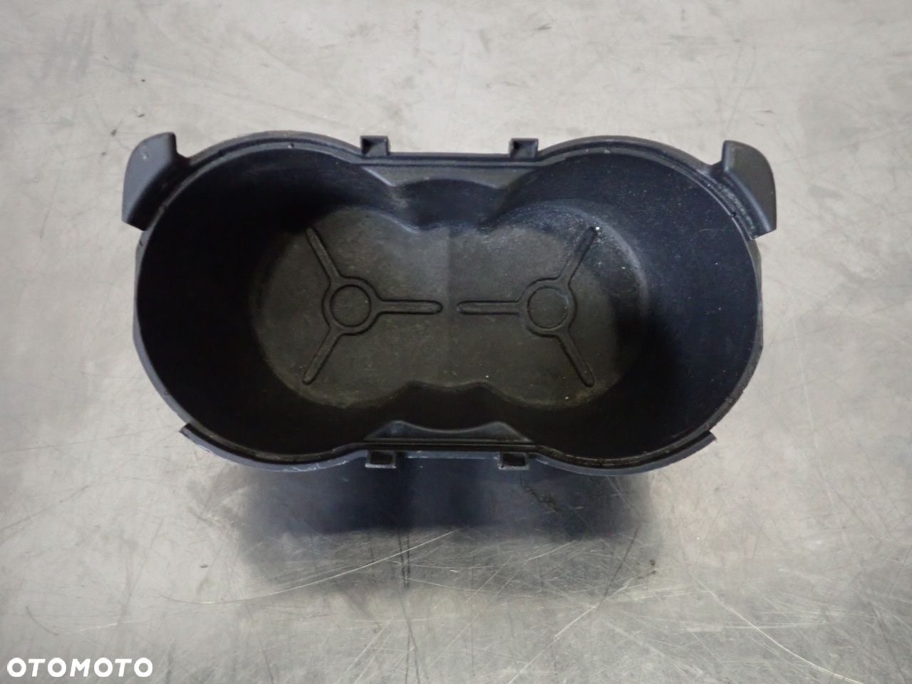 UCHWYT NA KUBEK FORD S-MAX I 6M21-R048196-AD3YYW - 1
