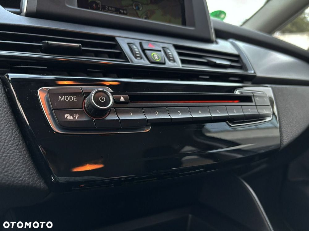 BMW Seria 2 218i Advantage - 31