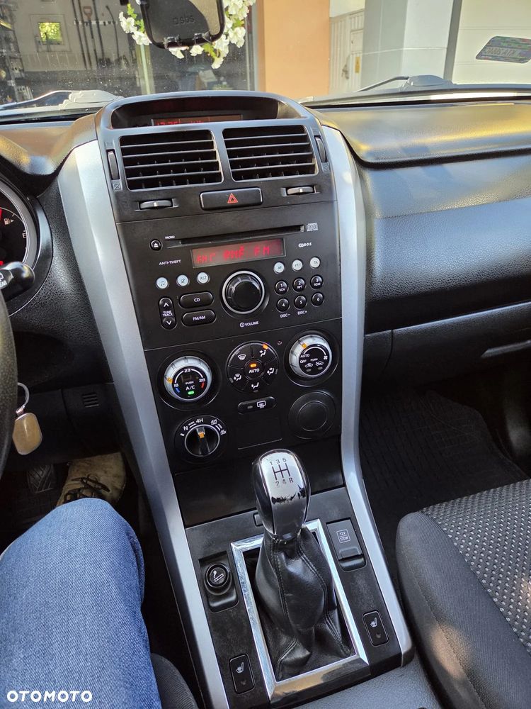 Suzuki Vitara - 16