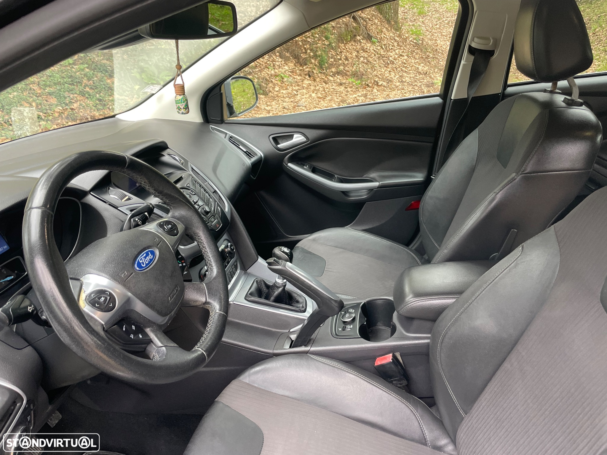 Ford Focus SW 1.6 TDCi DPF Titanium - 9