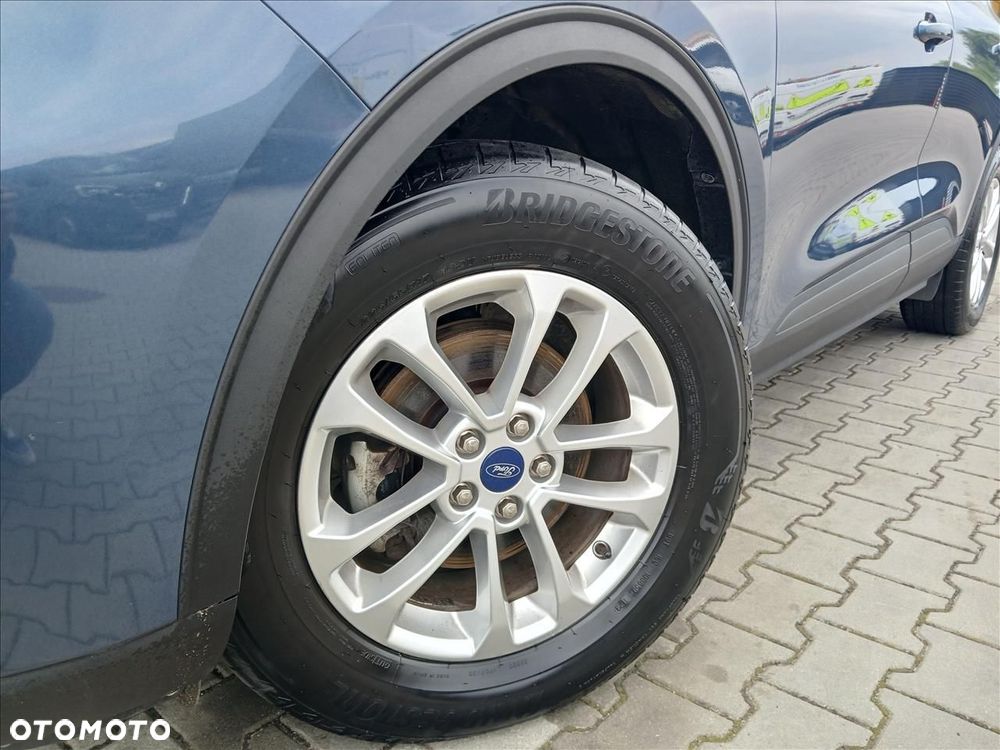 Ford Kuga - 29
