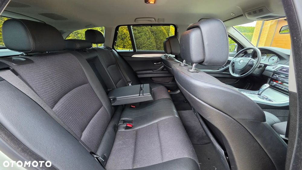 BMW Seria 5 530d xDrive Luxury Line - 24