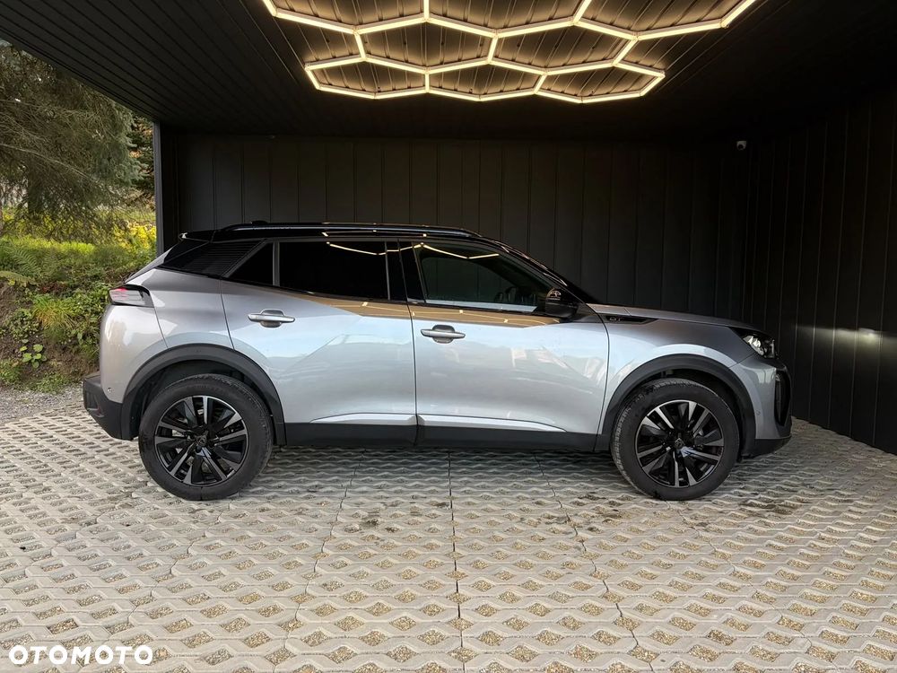 Peugeot 2008 1.2 PureTech GT S&S EAT8 - 5
