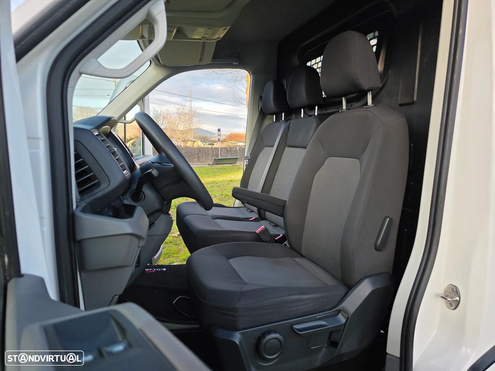 VW CRAFTER 35 2.0 TDI L5H4 IVA DEDUTIVEL - 38