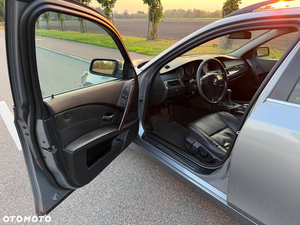 BMW Seria 5 - 16