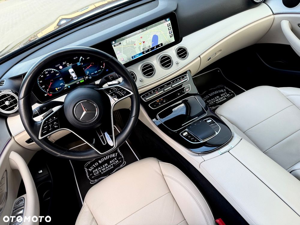 Mercedes-Benz Klasa E 300 9G-TRONIC - 30