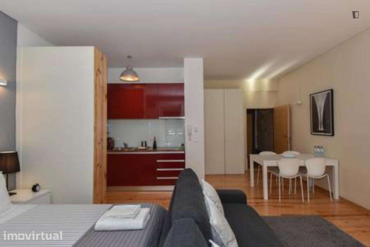Apartamento com 1 quartos - localizado em Vitória Porto - Grande imagem: 2/8