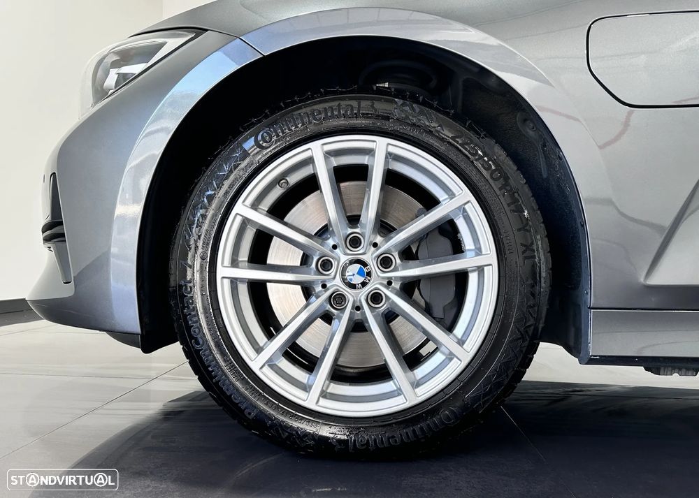 BMW 330 e Corporate Edition Auto - 50