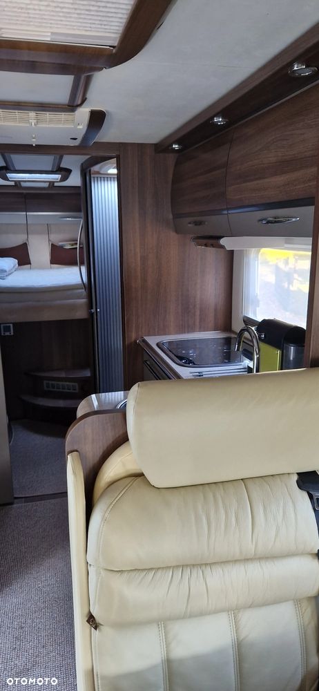 Burstner ELEGANCE 821i - 27