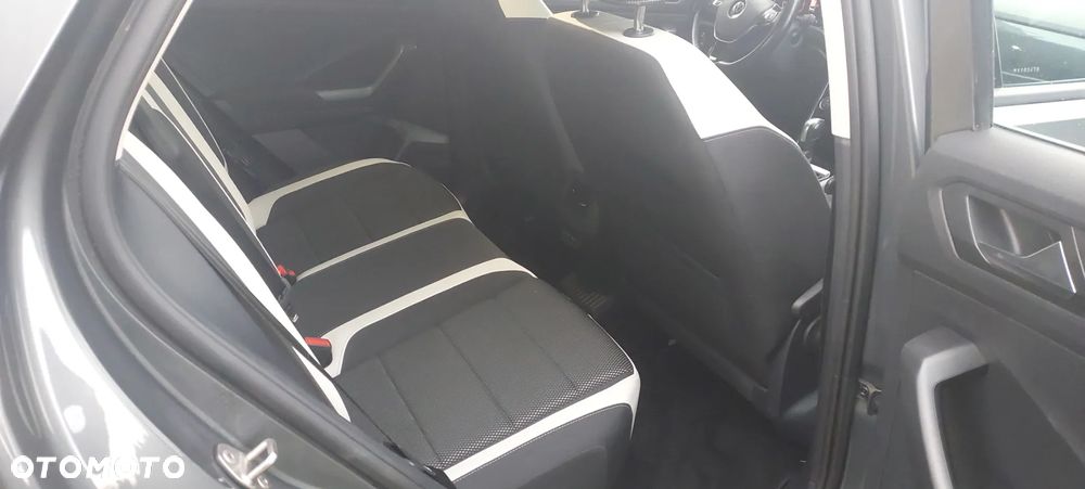 Volkswagen T-Roc 1.5 TSI OPF DSG Style - 24