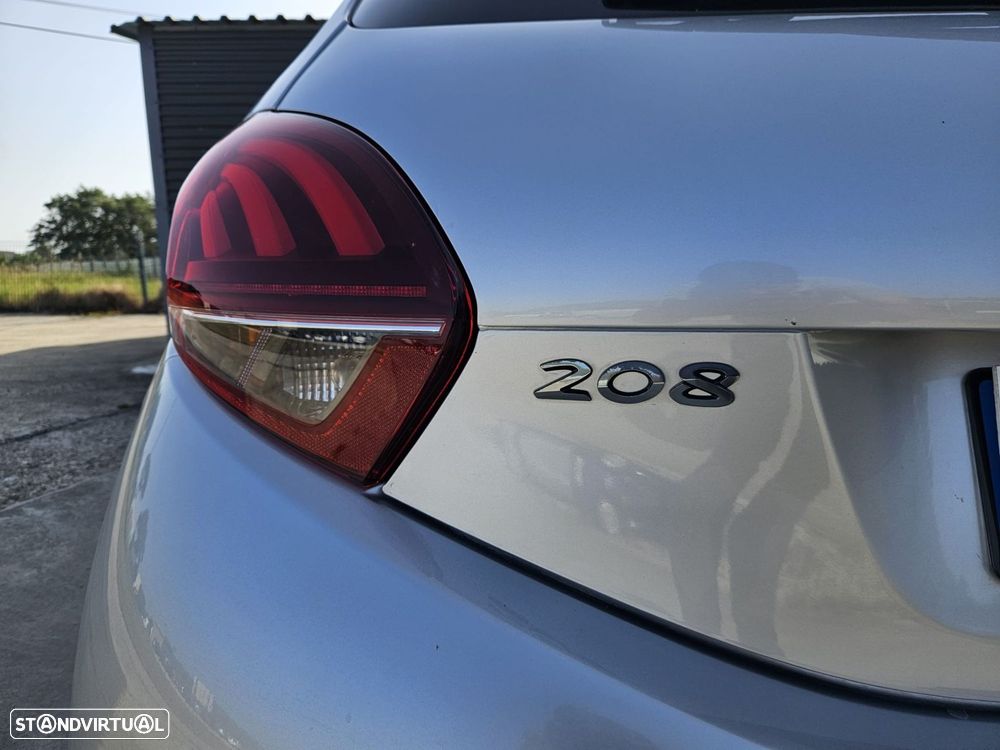 Peugeot 208 1.2 PureTech Style - 48