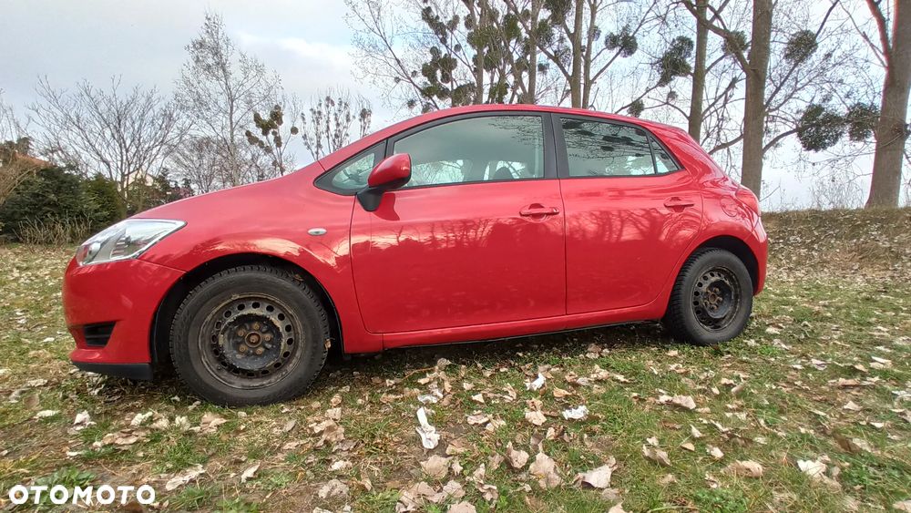 Toyota Auris 1.4 VVT-i Luna - 3