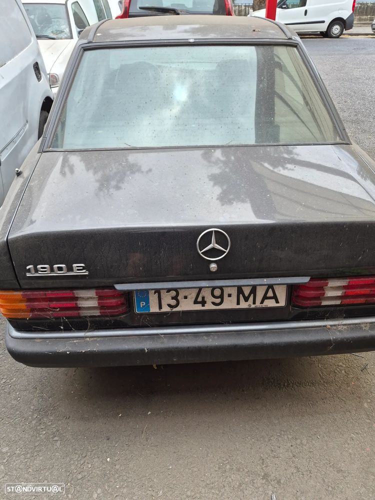 Mercedes-Benz W124 (1984-1997) 200 - 2