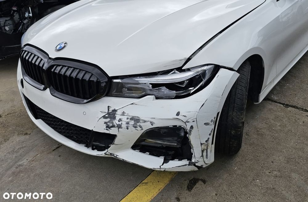 BMW Seria 3 330i xDrive M Sport sport - 21