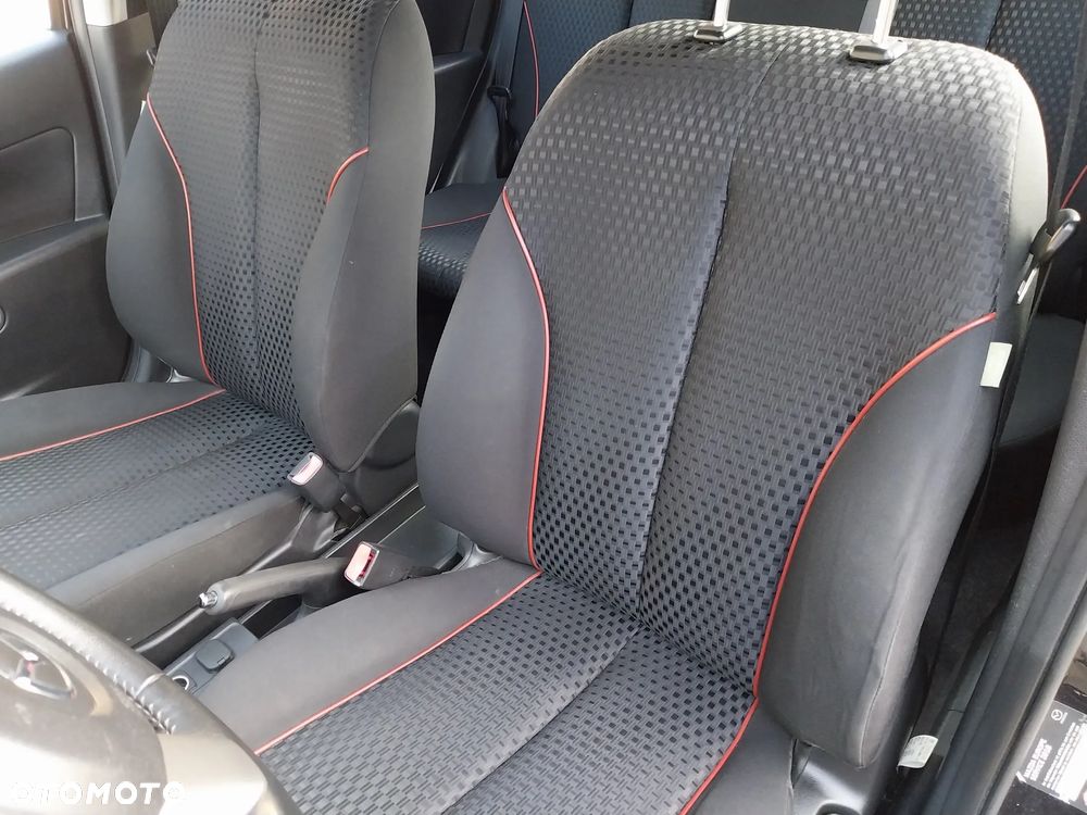 Mazda 2 1.3 Exclusive - 18