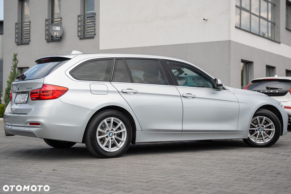 BMW Seria 3 318d - 13