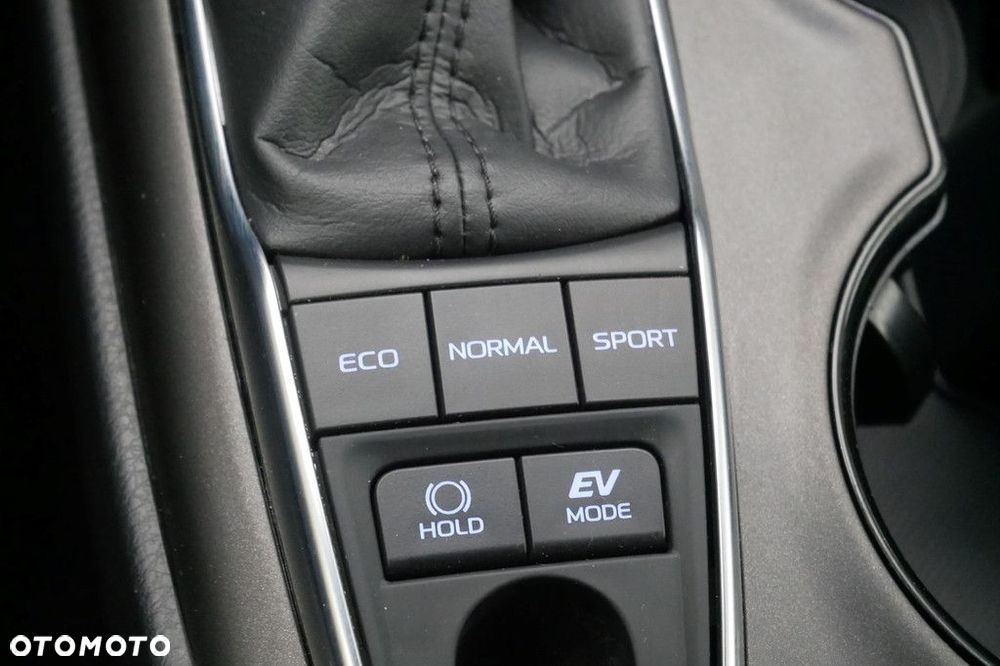 Toyota Camry 2.5 Hybrid Comfort CVT - 20