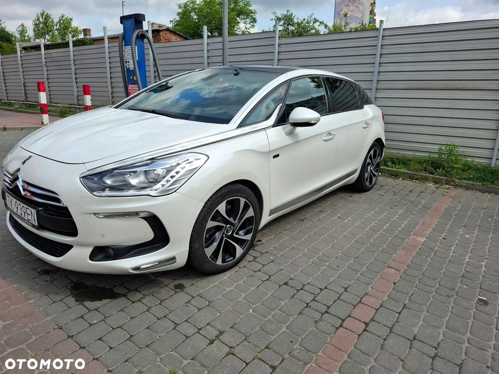 Citroën DS5 2.0 HDi Hybrid4 SportChic MCP - 3