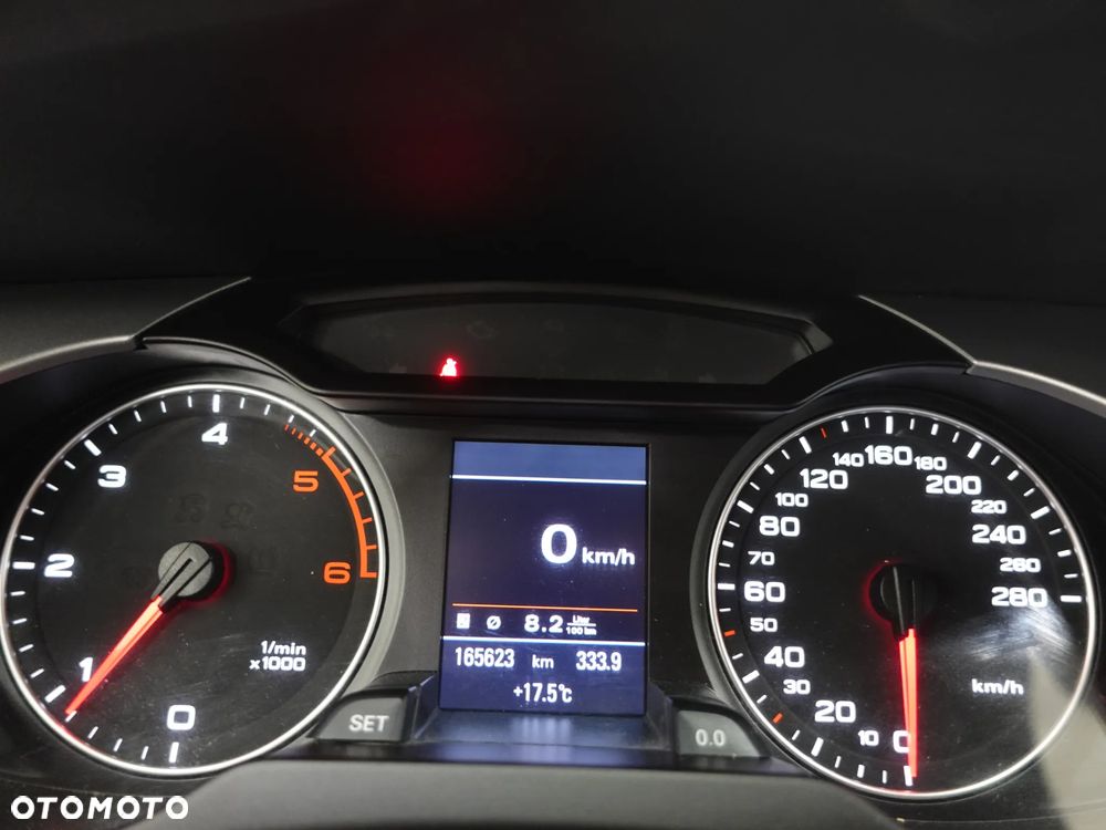 Audi A4 Avant 2.0 TDI DPF quattro Ambiente - 35